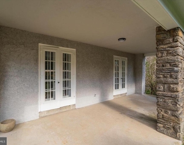 541 E Church - Photo Thumbnail 37