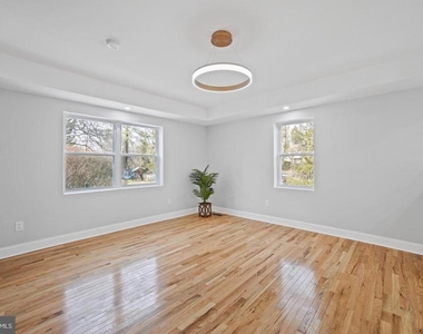 541 E Church - Photo Thumbnail 9
