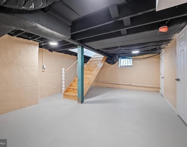 541 E Church - Photo Thumbnail 34