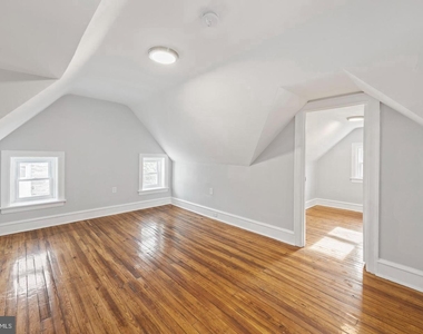 541 E Church - Photo Thumbnail 29