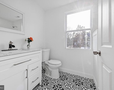 541 E Church - Photo Thumbnail 26