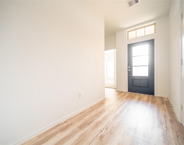 2615 Olivine Stone Drive - Photo Thumbnail 2