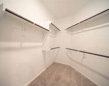 2615 Olivine Stone Drive - Photo Thumbnail 17