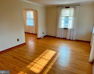 2432 W Chester Pike - Photo Thumbnail 7