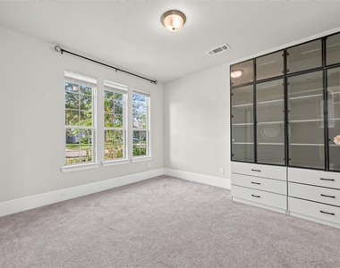 32931 Franklin Brooks Dr Drive - Photo Thumbnail 4