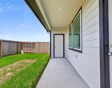 1738 Revolution Way - Photo Thumbnail 49