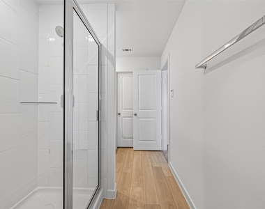 1738 Revolution Way - Photo Thumbnail 31