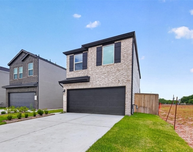 1738 Revolution Way - Photo Thumbnail 3