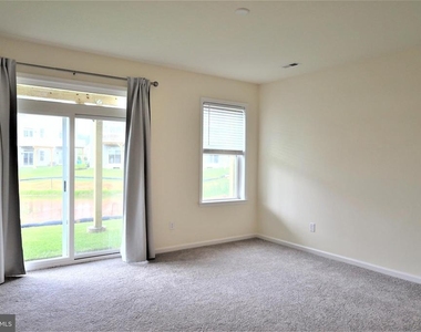 61 Becker Drive - Photo Thumbnail 1