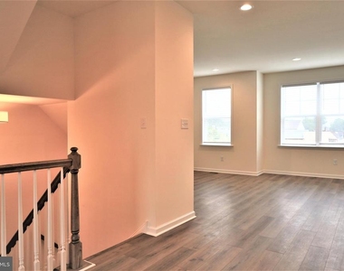 61 Becker Drive - Photo Thumbnail 20