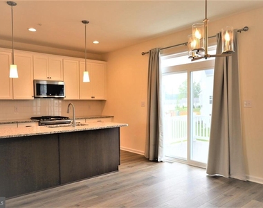 61 Becker Drive - Photo Thumbnail 19