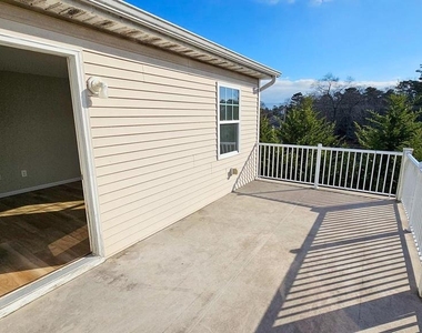 380 Radio Rd - Photo Thumbnail 42