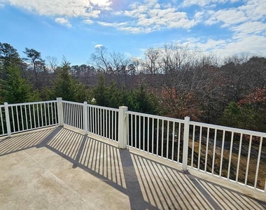 380 Radio Rd - Photo Thumbnail 44
