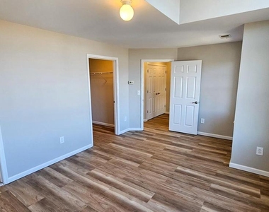 380 Radio Rd - Photo Thumbnail 34