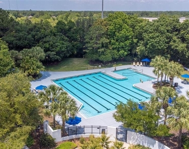 6520 Bridgecrest Drive - Photo Thumbnail 32