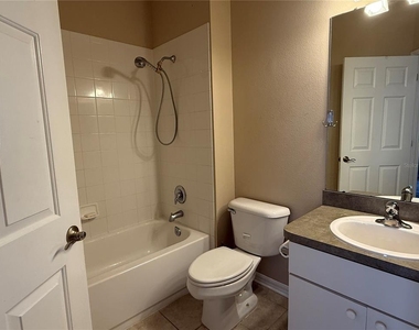 6520 Bridgecrest Drive - Photo Thumbnail 24