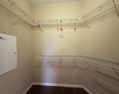 6520 Bridgecrest Drive - Photo Thumbnail 17