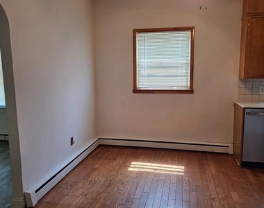 314 Victoria Street - Photo Thumbnail 6