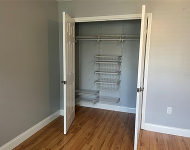 3101 Village Lane - Photo Thumbnail 21