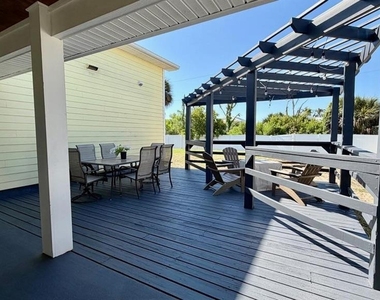 8 Moody Drive - Photo Thumbnail 21
