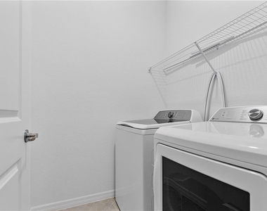 14916 Anchorage Road - Photo Thumbnail 5