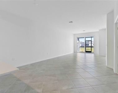 14916 Anchorage Road - Photo Thumbnail 4