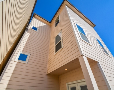 1610 Parker Street - Photo Thumbnail 33