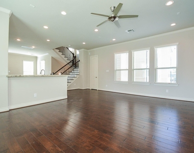 1610 Parker Street - Photo Thumbnail 11