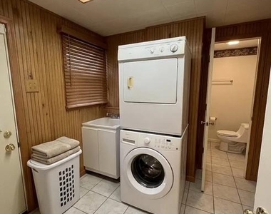 4114 Skyline Drive - Photo Thumbnail 8