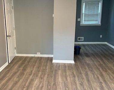 821 Maury Avenue - Photo Thumbnail 7