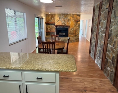 7206 8th Avenue Nw - Photo Thumbnail 6