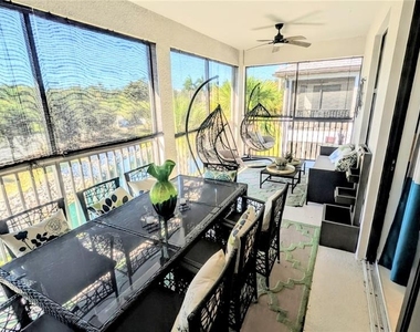 5639 N Honore Avenue - Photo Thumbnail 34