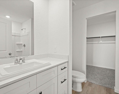 3036 Nori Shores Drive - Photo Thumbnail 7