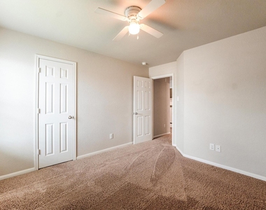 19714 Allenwick Hills Court - Photo Thumbnail 23