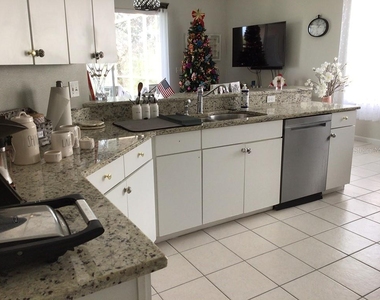 6222 Buckingham Street - Photo Thumbnail 21