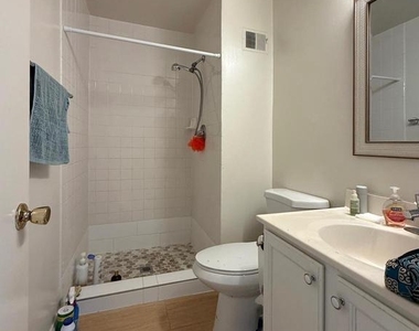 10240 Arizona Circle - Photo Thumbnail 11