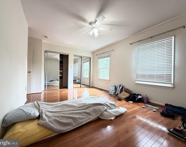 10240 Arizona Circle - Photo Thumbnail 10