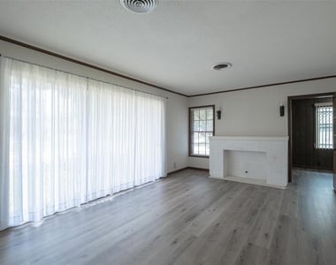 3523 Glen Haven Boulevard - Photo Thumbnail 1
