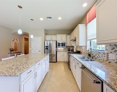 11230 Sandhill Preserve Drive - Photo Thumbnail 15