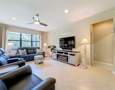 11230 Sandhill Preserve Drive - Photo Thumbnail 6