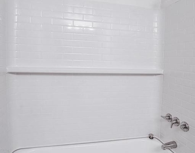 5115 Crossfield Court - Photo Thumbnail 2