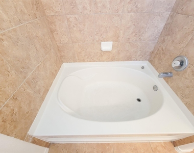 21382 Beacon Springs Lane - Photo Thumbnail 21
