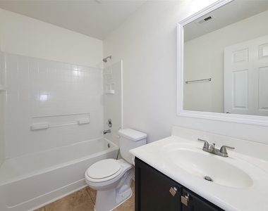 21382 Beacon Springs Lane - Photo Thumbnail 15