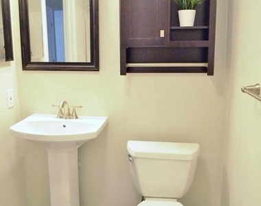 13112 Briarcliff Terrace - Photo Thumbnail 8