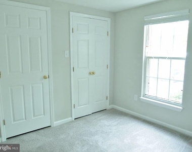 13112 Briarcliff Terrace - Photo Thumbnail 7