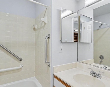 1106 Arcola Avenue - Photo Thumbnail 52