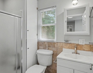 1106 Arcola Avenue - Photo Thumbnail 25