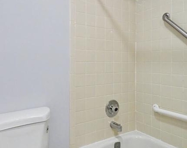1106 Arcola Avenue - Photo Thumbnail 54