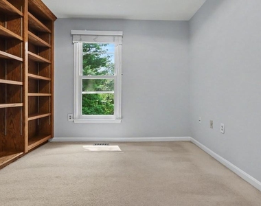1106 Arcola Avenue - Photo Thumbnail 59