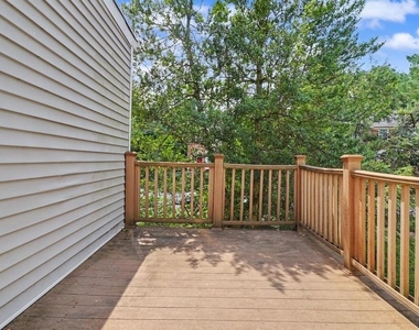 1106 Arcola Avenue - Photo Thumbnail 33